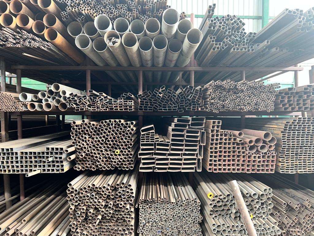 MS Pipe Dealer in Karur – Quality Stone & Steels | Premium MS Pipe Supplier in Karur